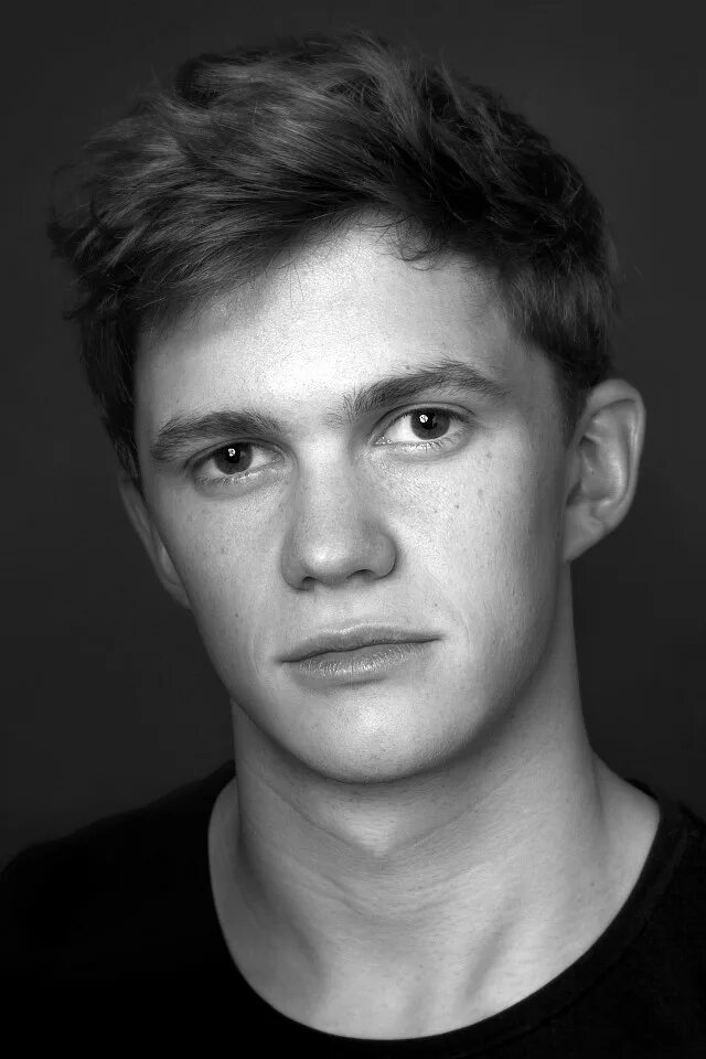 Олег загородний & tom prior. Том прайор актер. Том прайор. Том прайор жар-птица. Tom prior actor.