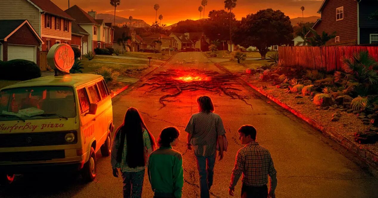 Очень странные дела четвертый. Stranger things плакат. хоукинс город очень странные дела 4 сезон. вечеринка stranger things. портал из сериала очень странные дела.