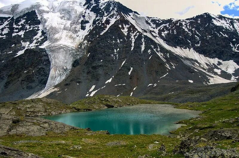 Село акташ алтай. Село акташ горный алтай фото. Ущелье акташ узбекистан. Озеро горных духов горный алтай акташ. Дух акташа.