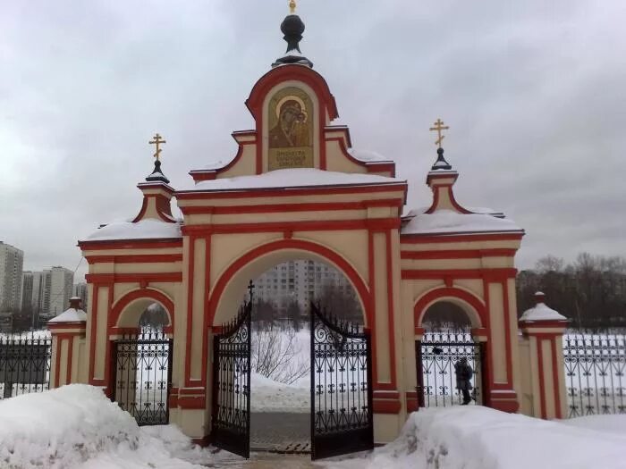 Храм воздвижения в митино. Храм воздвижения в митино. Храм воздвижения креста в митино. Храм крестовоздвижения в митино священники. Храм воздвижения креста господня москва планы.