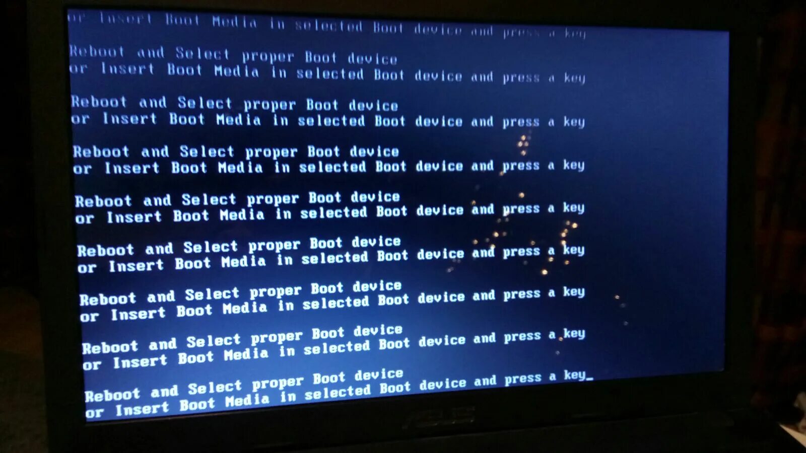 Черный экран reboot and select proper. First boot device. компьютер reboot and select proper boot device. insert boot media in selected boot device and press a key. reboot and select proper boot device and press a key.