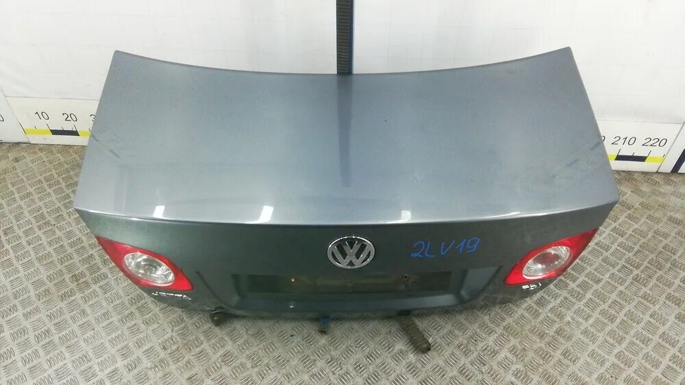 Крышка багажника c207. Крышка багажника mitsubishi asx. Крышка багажника для mitsubishi asx 2010. Крышка багажника toyota corolla e180. В новосибирске крышку багажника.