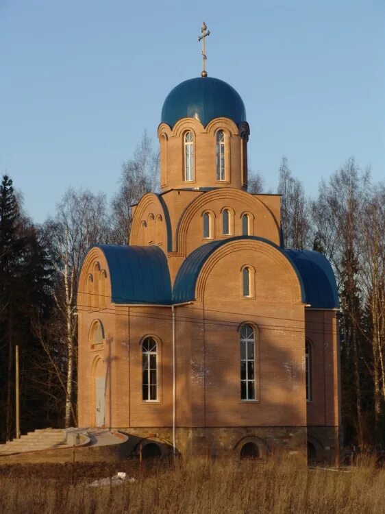 Кобрино- храм успения пресвятой богородицы. Кобрино гатчинский. Успенская церковь кобрино. Кобрино гатчинский район достопримечательности. Деревня кобрино ленинградская область.