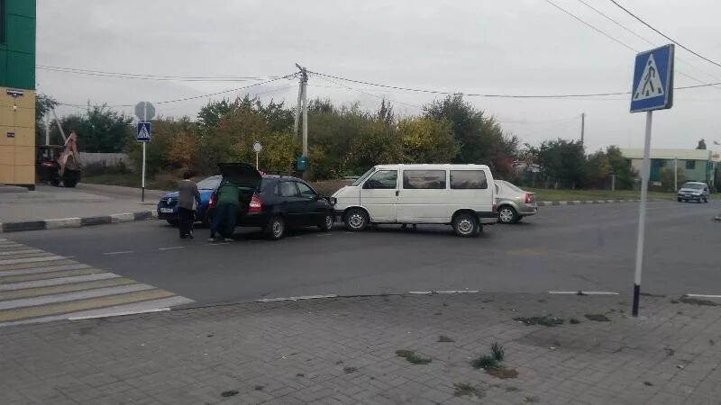 Подслушано белгородская область вконтакте. Авария Алексеевка Белгородская область. ДТП В Алексеевке Белгородской. Происшествия в Алексеевке Белгородской. ДТП Алексеевка Белгородской области.