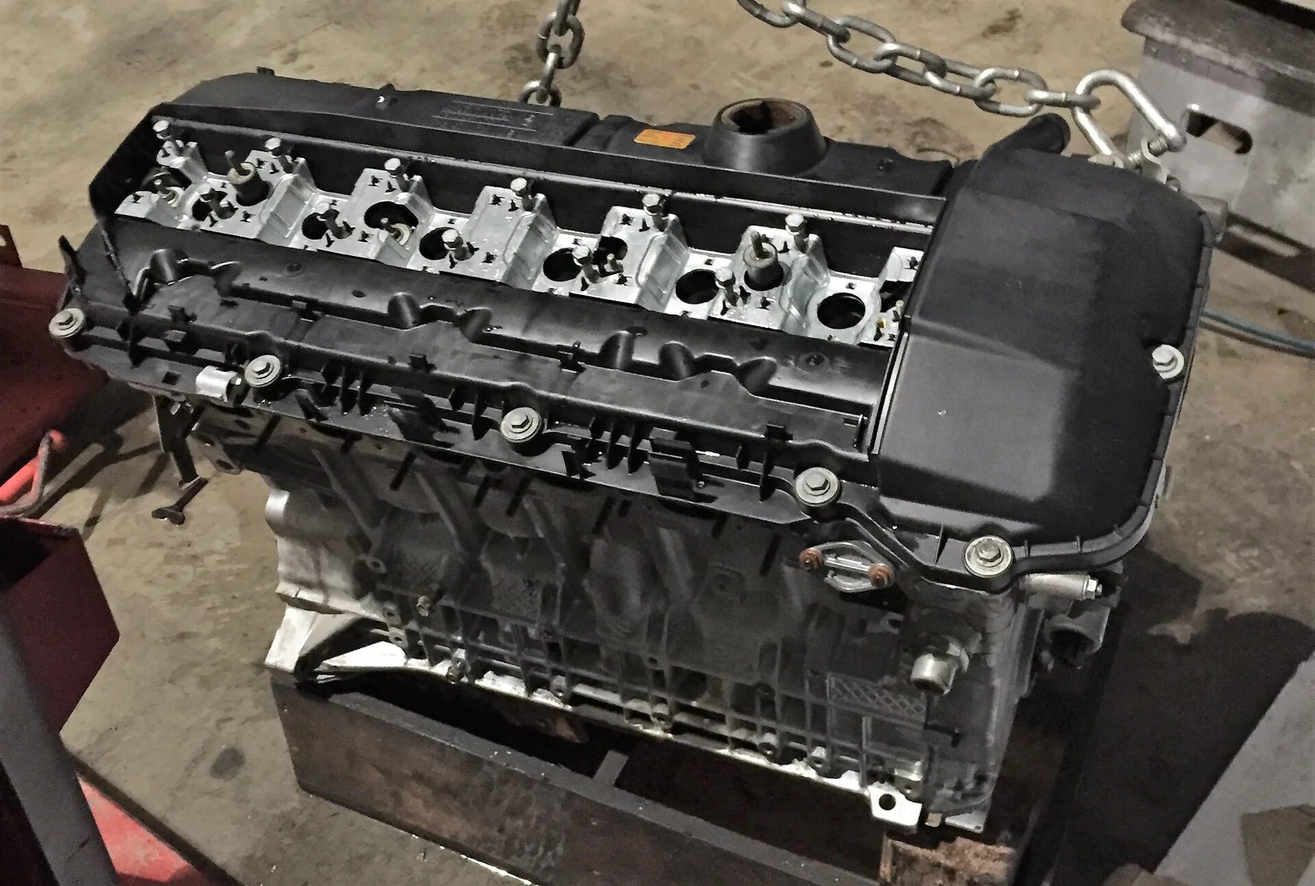 Бмв двигатель м 54. Мотор м54 бмв. мотор bmw m54b30. m54 bmw двигатель. bmw e60 m54b25.