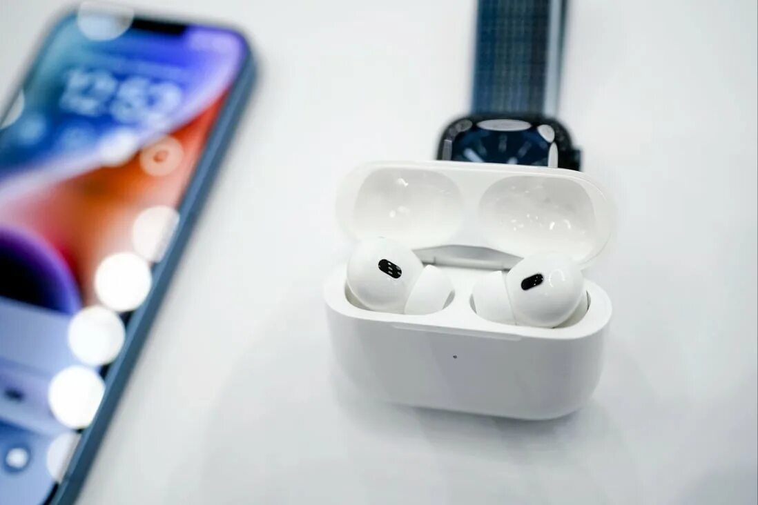 Apple airpods обзоры. Airpods pro 2025. apple airpods 2.
