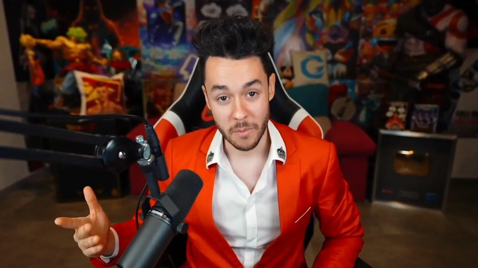 Вставить аудио в css. Кс го соурс 1. Official source. Crunchyroll логотип. Crunchyroll - webos.