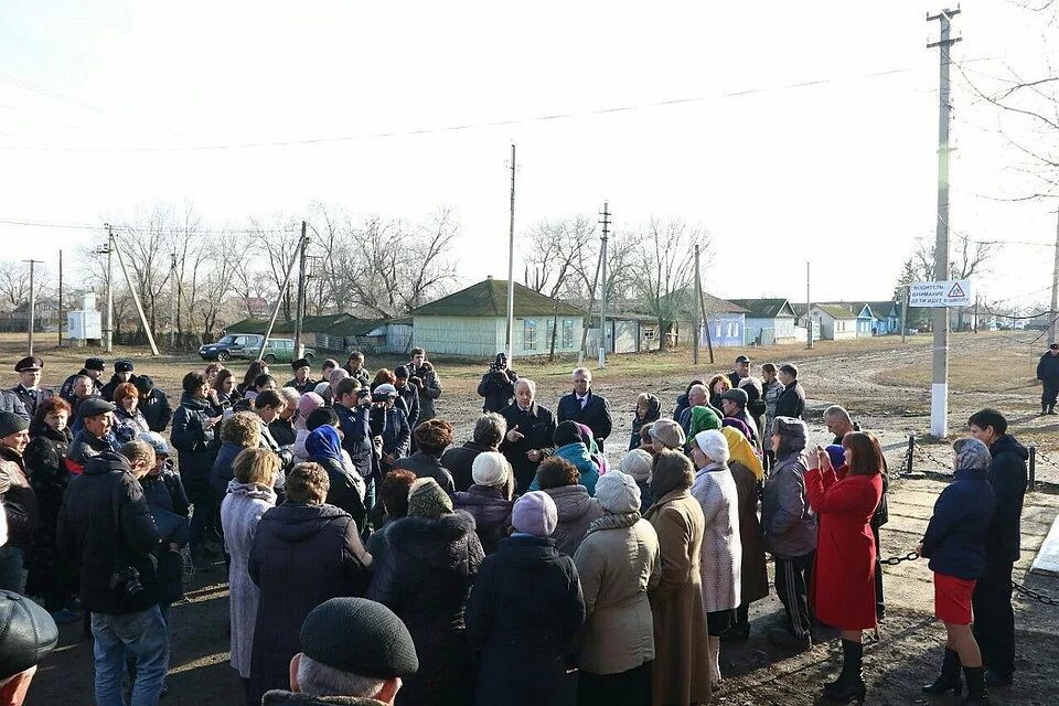 Дмитриевка Новоузенский район. Село Дмитриевка Новоузенского района. Ламтевка Новоузенский район. Дмитриевка Саратовская область Новоузенский район. Село дмитриевка новоузенский район саратовская область