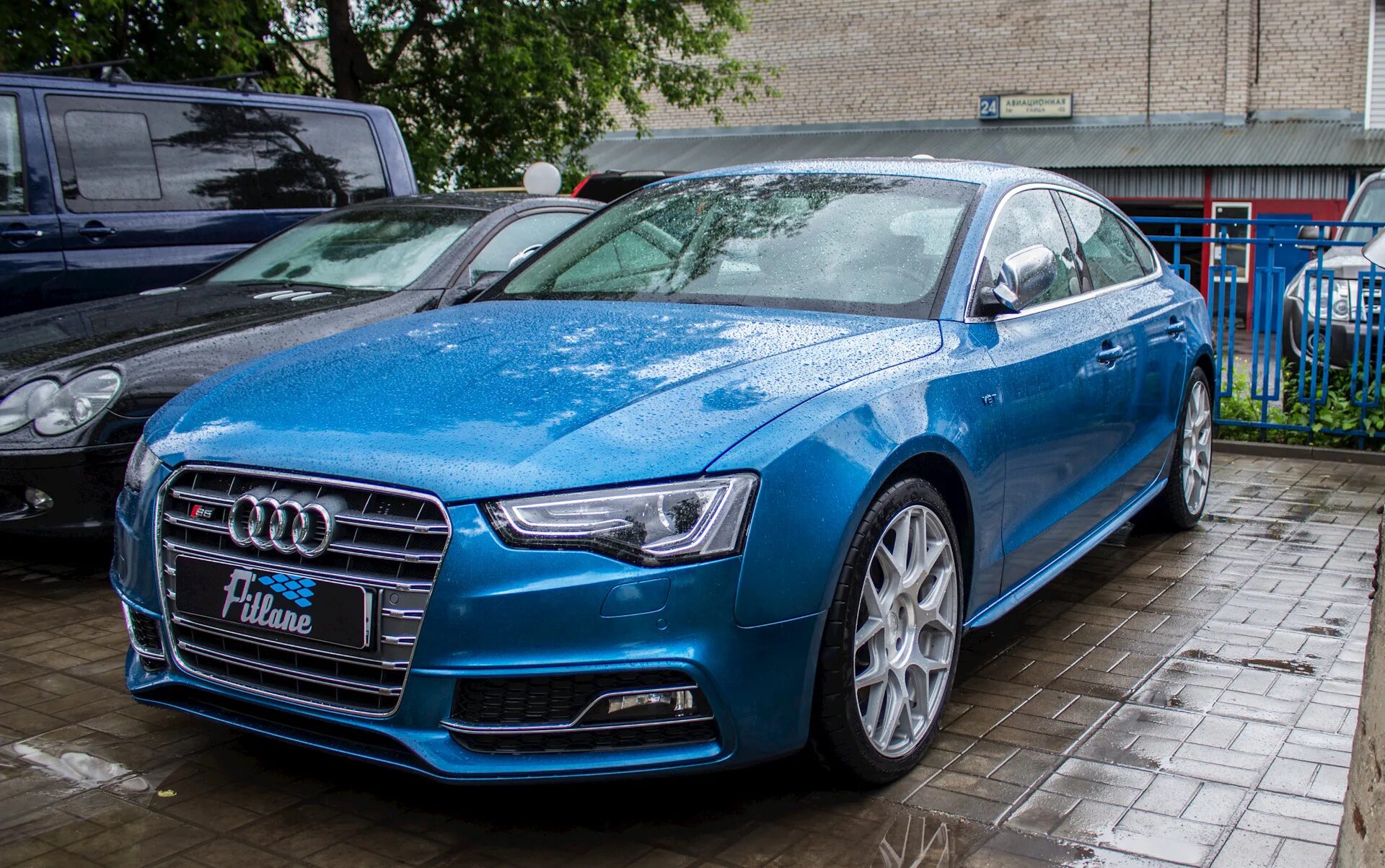 6 синего цвета. Audi s5 синяя. Audi s4 Blue 2021. Ауди а6 2021 синяя. Ауди а6 голубая 2021.