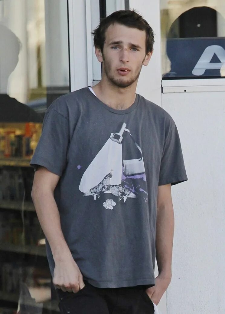 Сын шона пенна. Хоппер пенн. Хоппер джек, райт. Сын шона пенна и робин райт. Хоппер джек пенн.