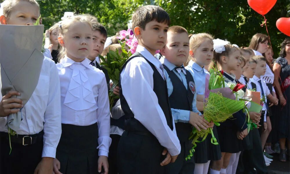 Лицей 5 Каменск-Шахтинский. Каменск-Шахтинский 10 школа директор. Директор 14 школы Каменск Шахтинский. 11 школа каменск шахтинский