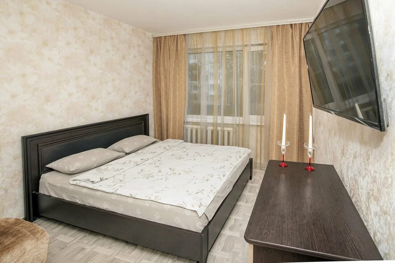 Возрождения 82а вологда. Лаврова 9 вологда. Снять посуточно в вологде. Суточные квартиры в кызыле. Снять гостиницу вологда.