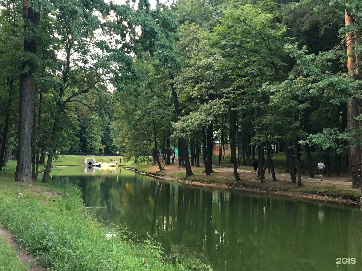 Красногорск парк купить. Лесопарк Красногорск. Красногорский городской парк. Красногорск Михайловский парк. Парки Красногорска.