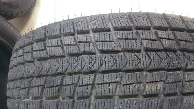 Кумхо зима липучка. 225/65 r17. Firemax 225/50 r17 зимняя липучка. 225 65 r17 зима липучка. Резина roadstone 225/65 r17 зима.