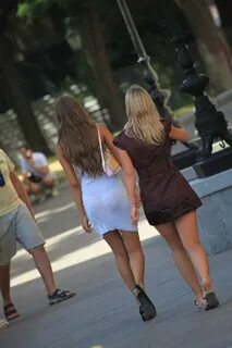 Почему девушки ходят без