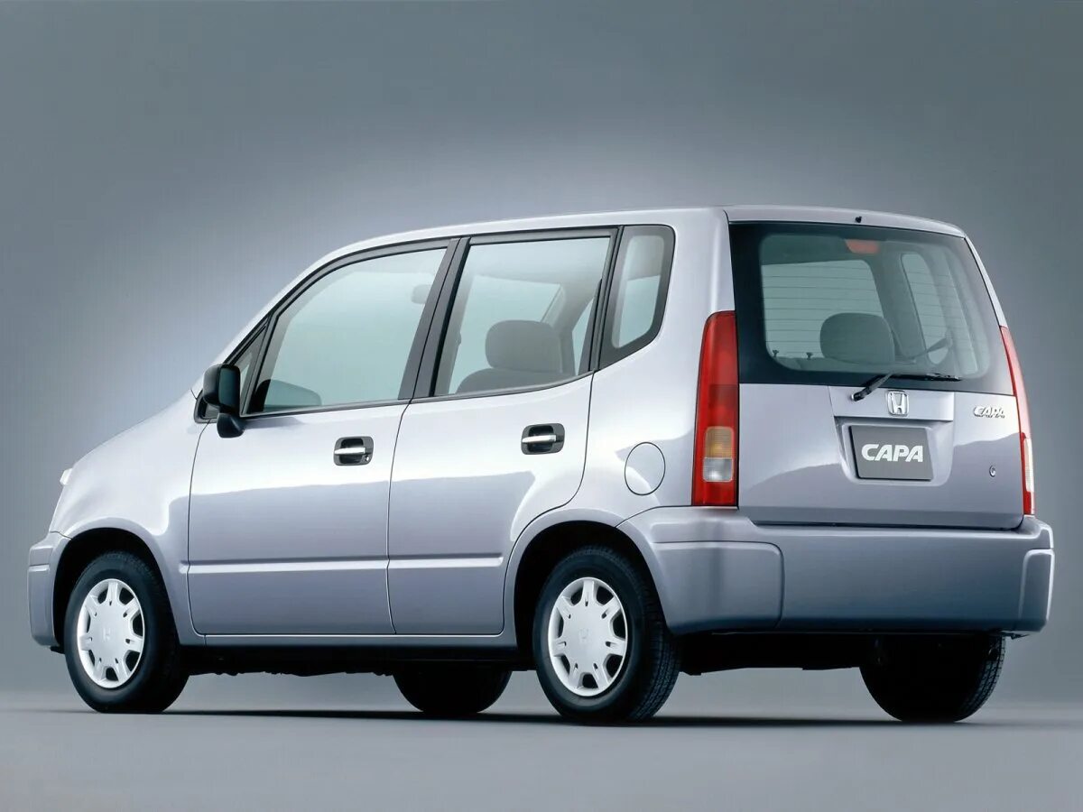 Honda перевод. Хонда Капа 2002. Honda capa 1998. Хонда Капа 1998.