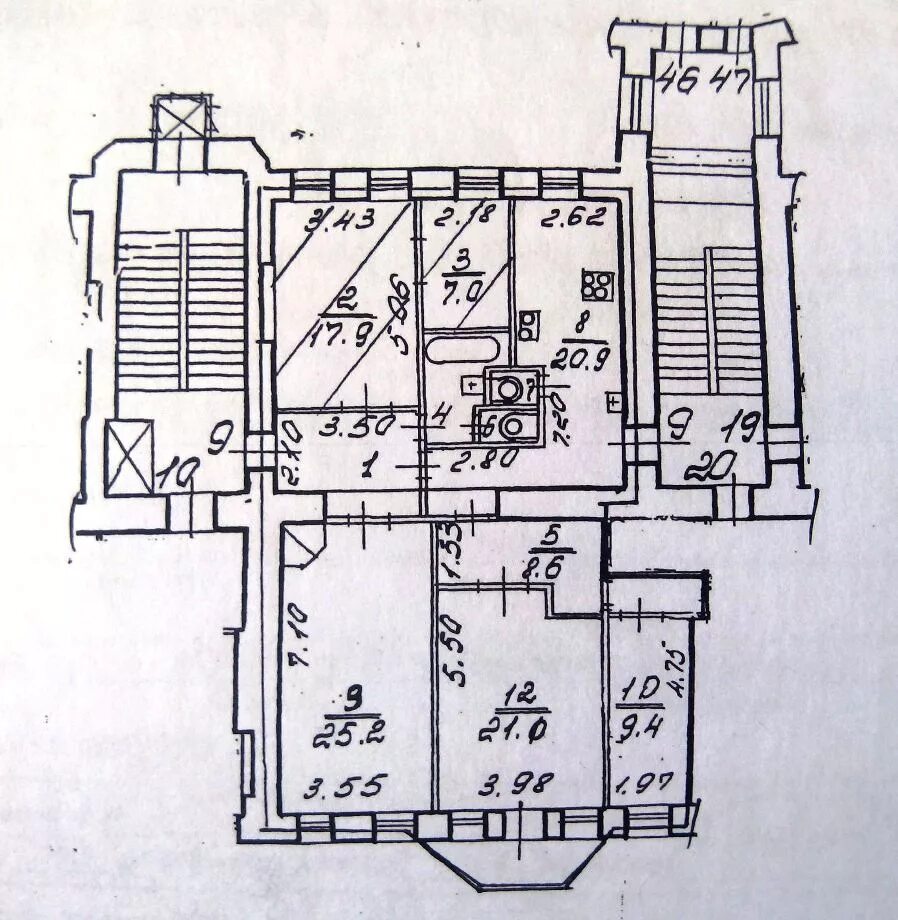 Планировки старых квартир. Планировка квартир в Старом фонде Санкт-Петербурга. Планировка старый фонд Петербург. Планировка коммуналки в Санкт-Петербурге. Старый фонд Санкт-Петербурга план