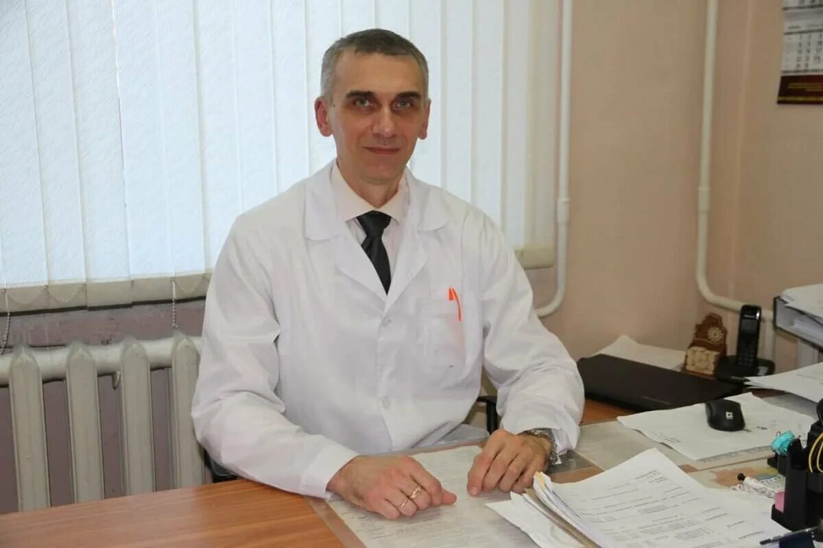 Судмедэкспертиза лаборатория. Трейстер евгений александрович. Ирина агишева судмедэксперт. Судмедэксперт профессия. Судмедэксперт имеют ли корочки.