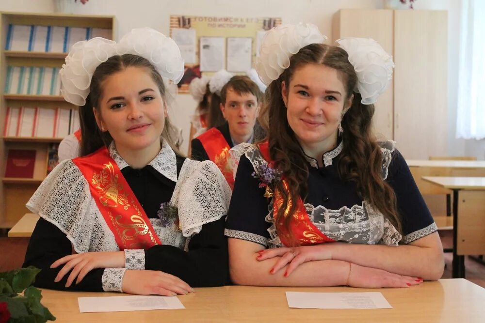 Мостовской школа 1. Учителя школы 1 мостовского. Мостовской район школа. Ученики 1 школы поселка мостовского. Ученики 1 школы поселка мостовского.