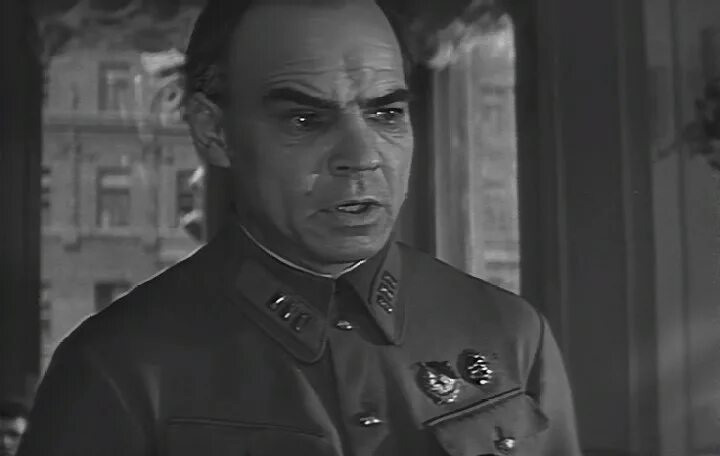 по тонкому льду 1966. по тонкому льду 1966 кадры.