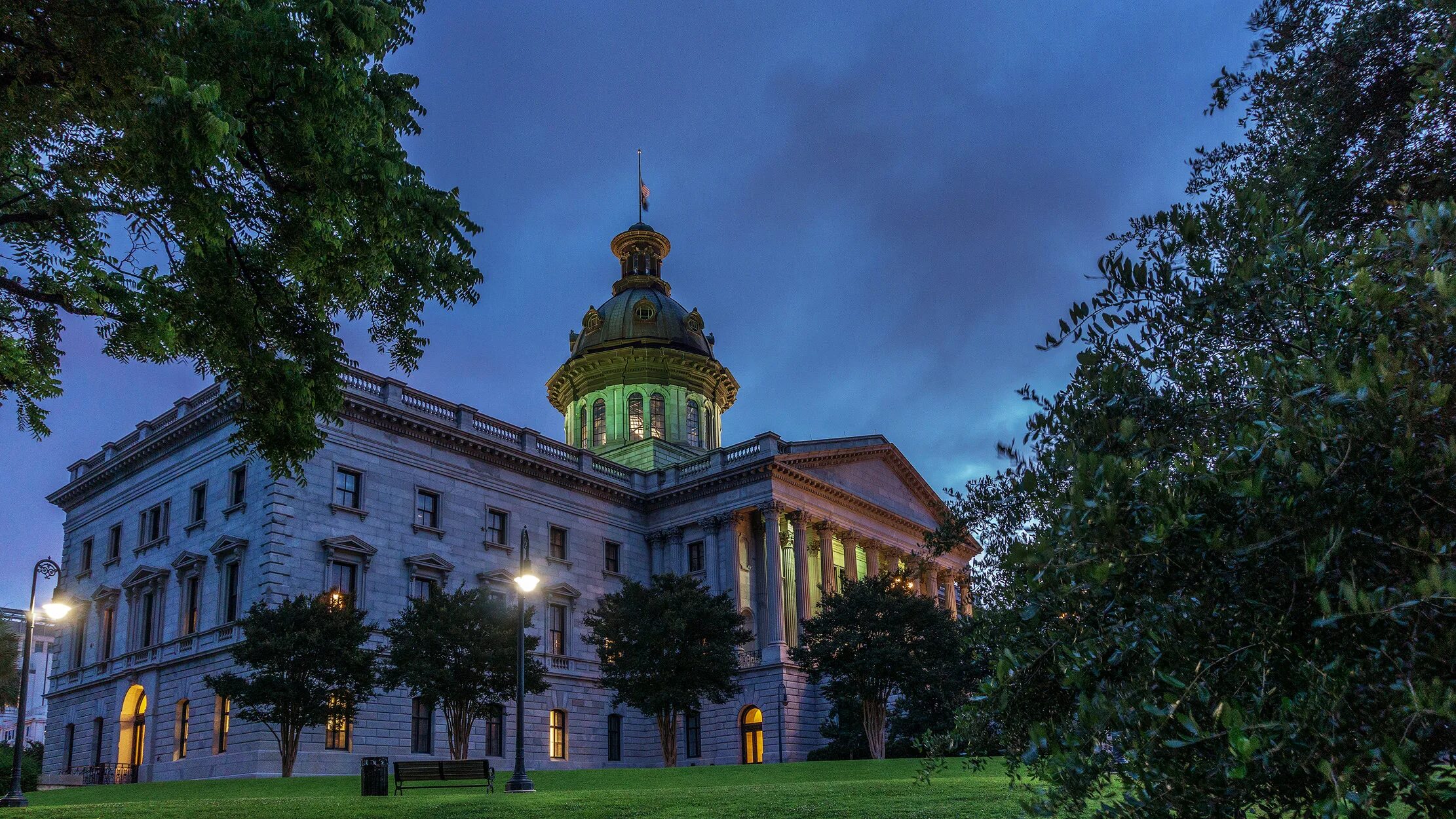 Capital of columbia. Columbia South Carolina. South Carolina State House.