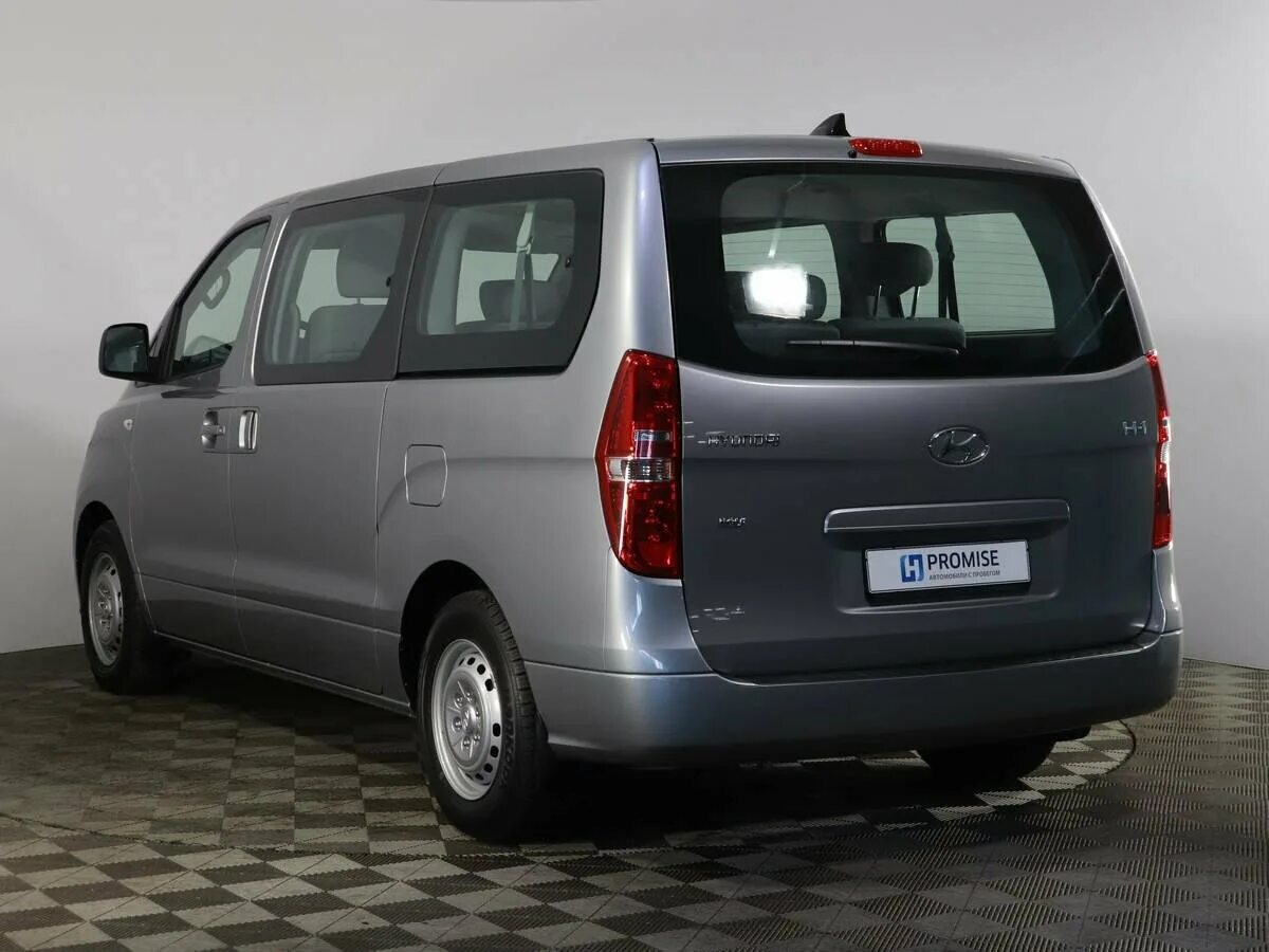 Hyundai h-1. Hyundai h-1 универсал. Hyundai h1 2018. Hyundai h-1 серый. Купить hyundai h 1