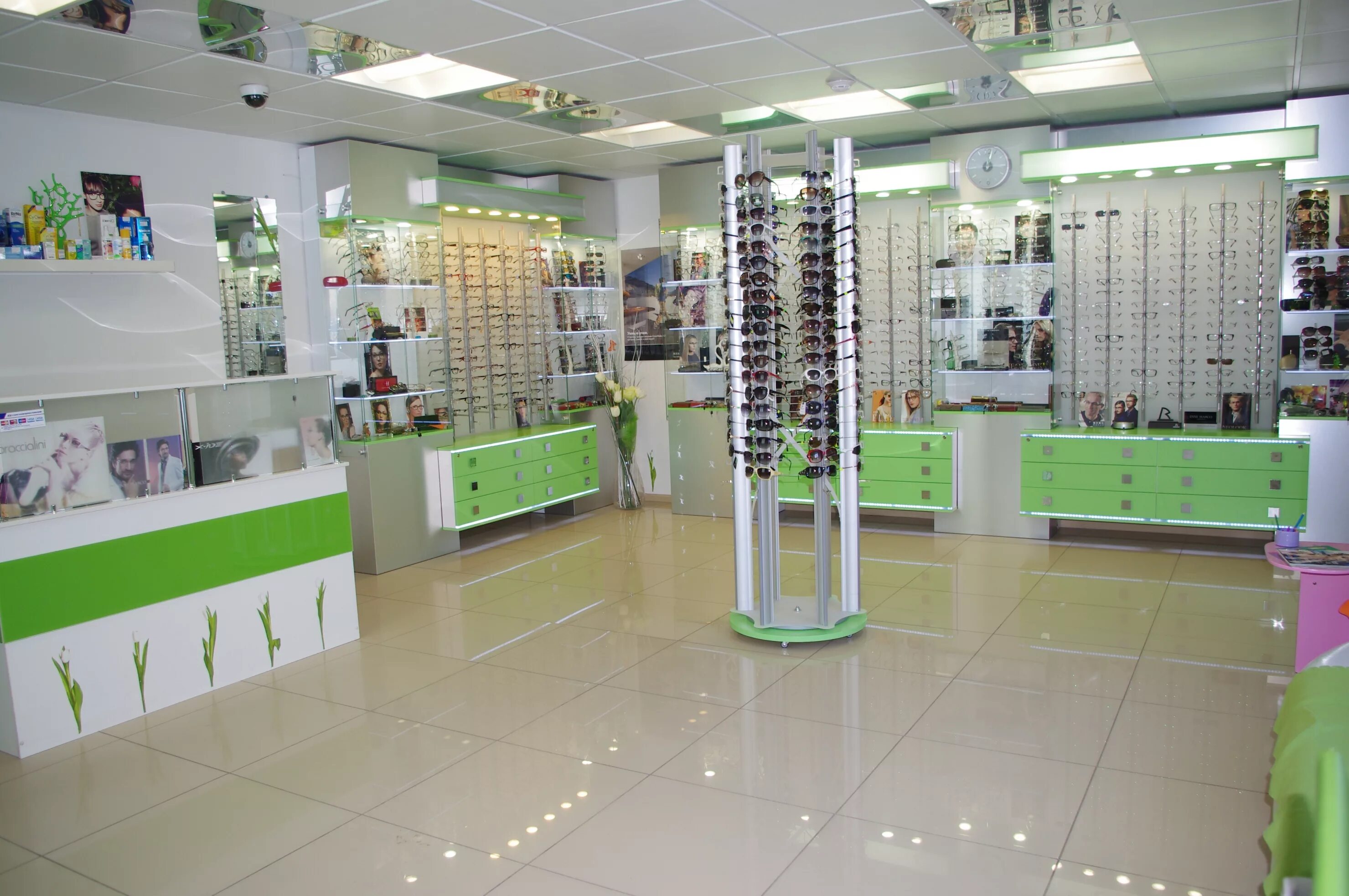 оптика 1 на гагарина чебоксары. 1. ольминского 12 старый оскол. московский микрорайон 1,д. королев г, лесная ул, 14.