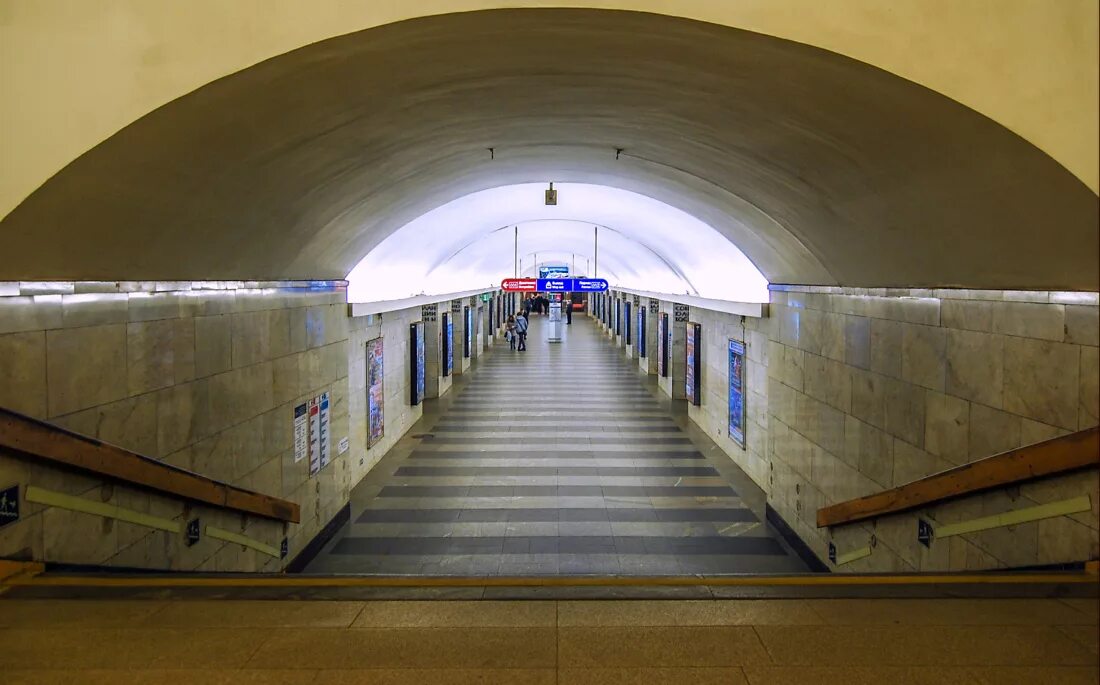 Площадь ленина метро время. Площадь ленина метро время