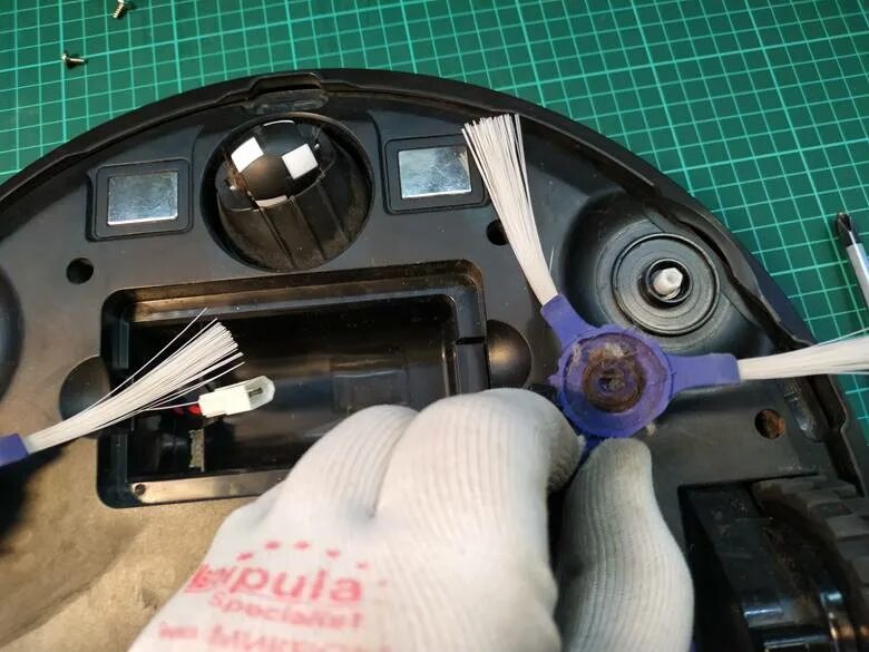 Как подключить робот тефаль. Робот-пылесос tefal explorer series 20 не крутятся щетки. ремкомплект мотора центральной щетки робот пылесос тефаль. боковые щетки для робота пылесоса tefal. моющий робот пылесос тефаль.