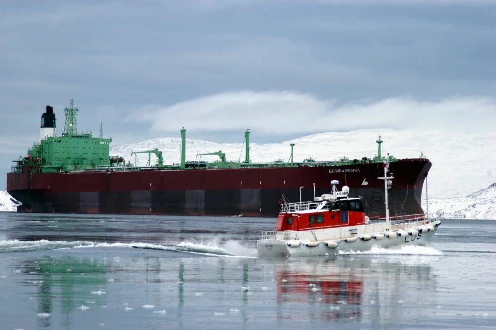 Танкер Белокаменка Мурманск. Нефтеналивной танкер Арктика. Белокаменка корабль. Танкер Белокаменка ТТХ.