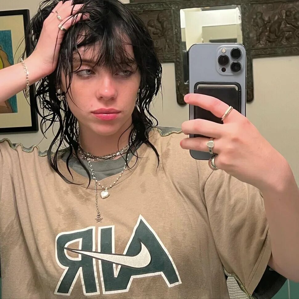 Билли айлиш рост и вес 2023. Билли айлиш 2017. Billie eilish 2022. Вес билли. Билли айлиш 2022.