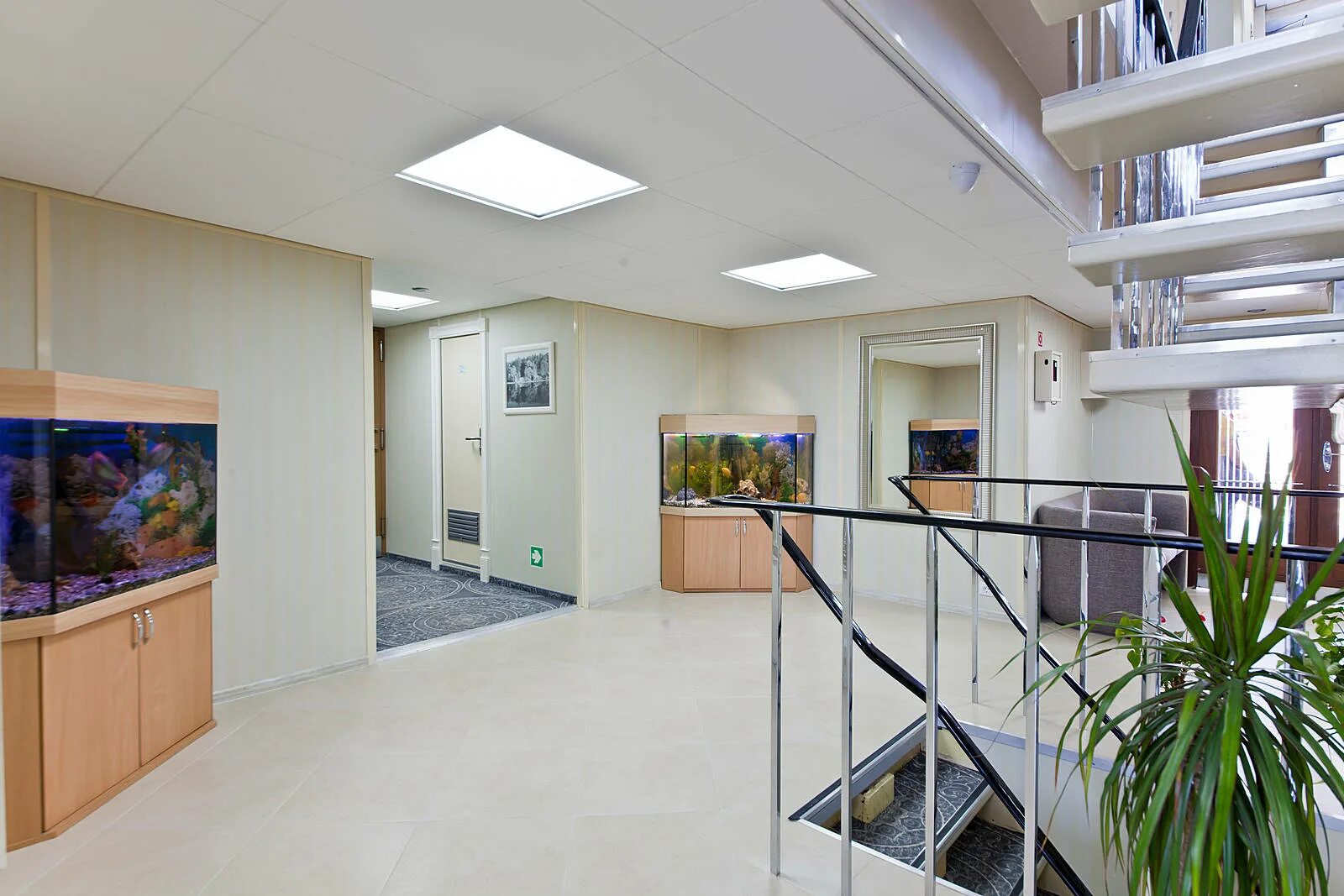 Прогулочный корабль. Теплоход дягилев 2024. Теплоход дягилев 2024. Дягилев. Теплоход дягилев каюты.