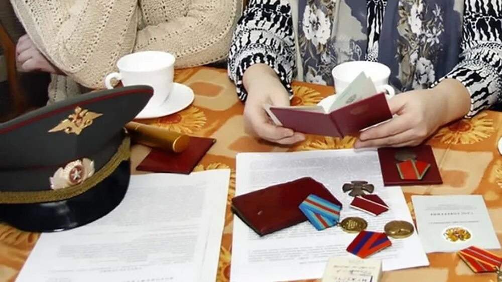 Помощь семье погибшего. Помощь семье погибшего. Компенсация семьям погибших. Выплаты семьям погибших. День победы в украине.