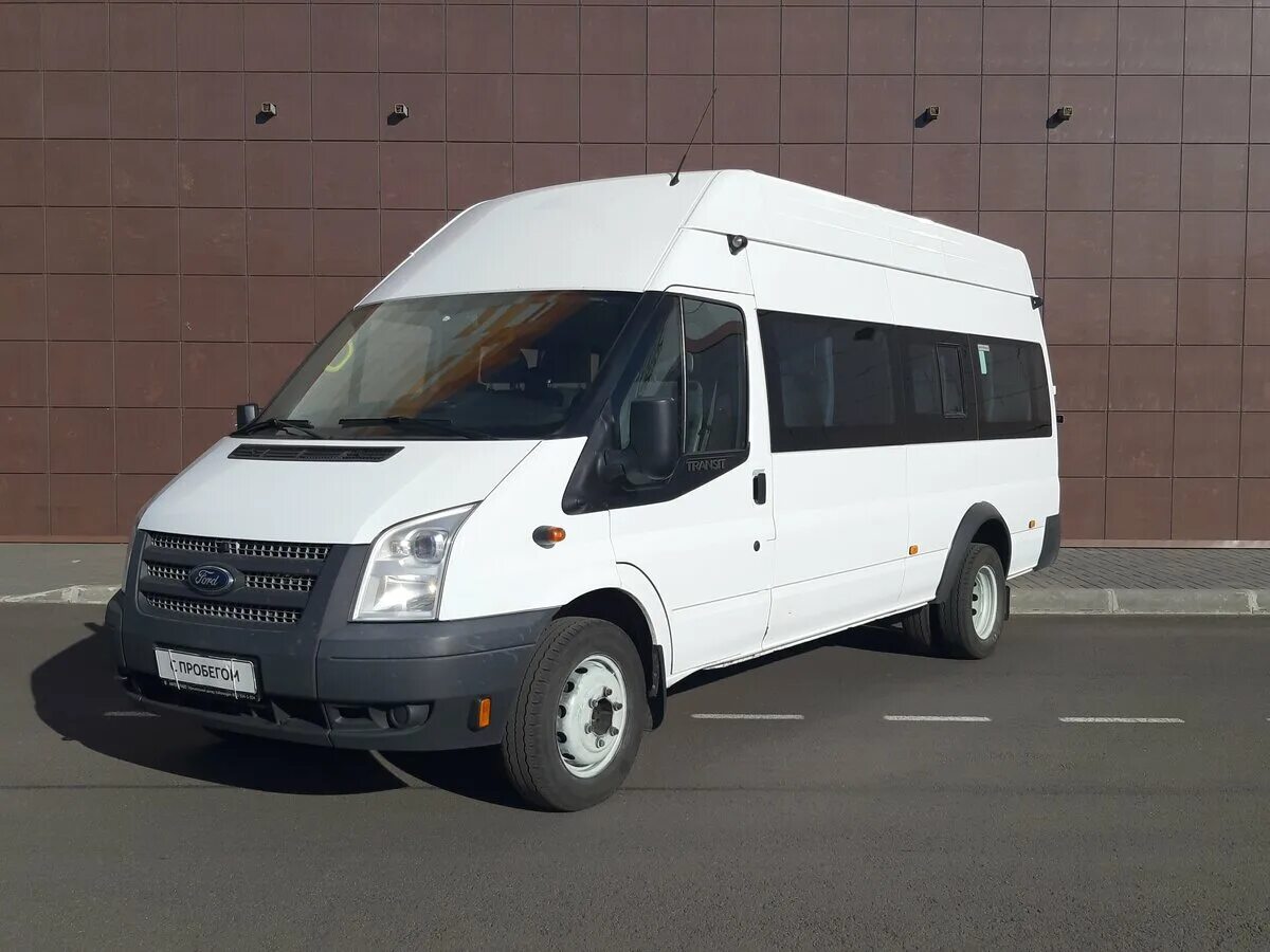 Купить транзит 2013. Ford Transit 2013. Форд Транзит 2012 года. Ford Transit 2013 пассажирский. Форд Транзит микроавтобус 2013.