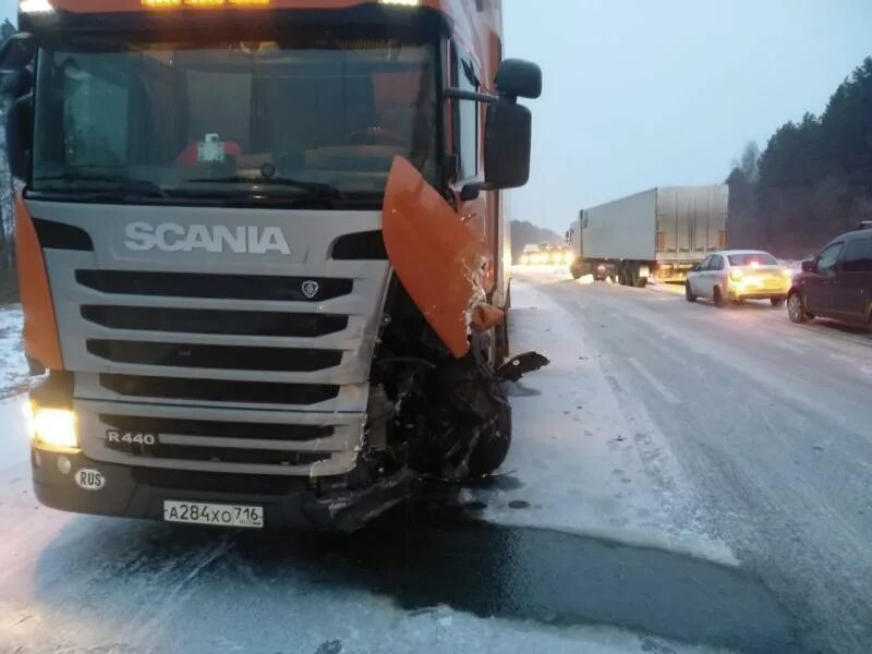 Работа водителем волжске. Аварии в Волжске Марий Эл. ДТП В Марий Эл сегодня 23. Года. Казанский. Тракт. Авария в Волжске Марий Эл 30 августа 2016. Авария в Волжске Марий Эл 30 августа 2016 фото.