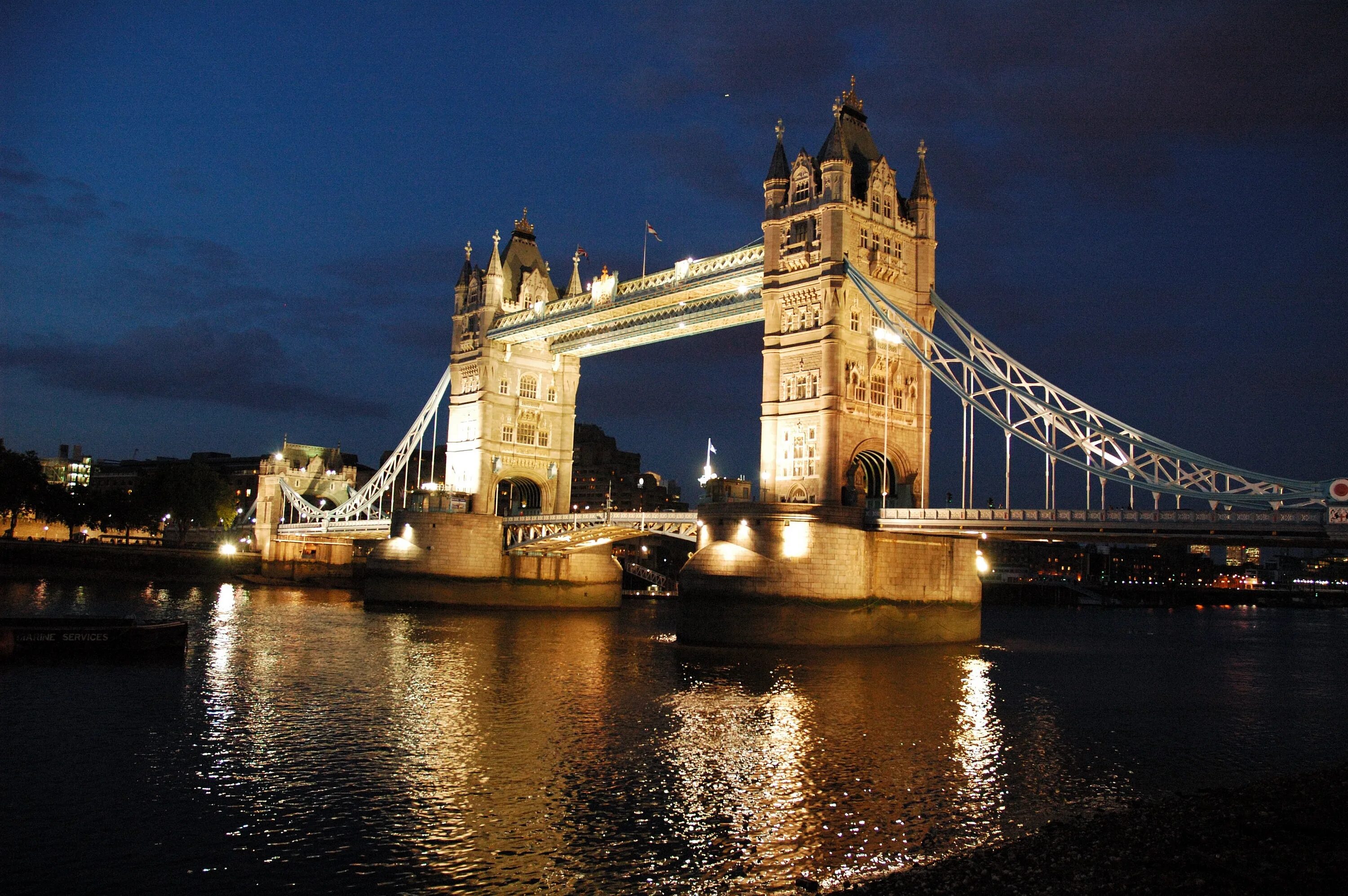 Включи london bridge. Великобритания мост Тауэра. Биг-Бен , Тауэрский мост, Тауэр. Тауэрский мост набережная. Тауэрский мост ночью.