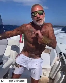 Танцующий миллионер сколько