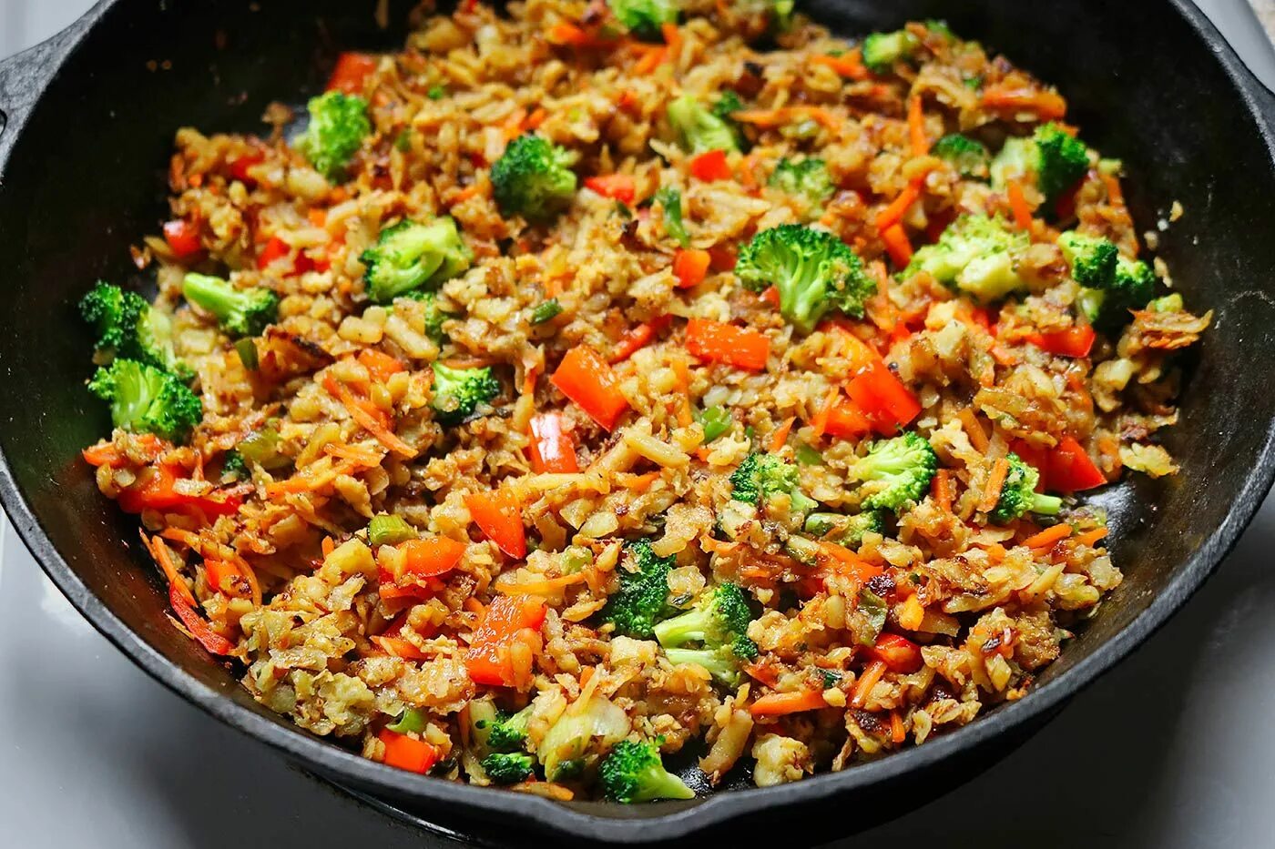 Fried Rice. Veg Fried Rice. Рис по Азиатски. Жареный рис. Как приготовить жареный рис по китайски