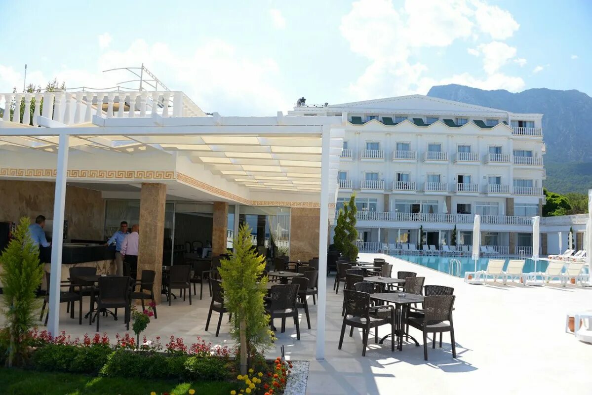 Империал палас отель ереван. Империал палас минск. Orcas imperial palace) 4*. Империал палас. Imperial palace 4.