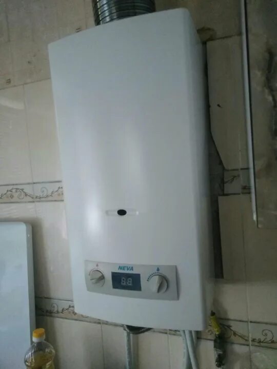 Газовая колонка neva lux 14l. Газовая колонка 45 11. Газовая колонка 45 11. Газовая колонка балтгаз 4510м. Газовая колонка 45 11.