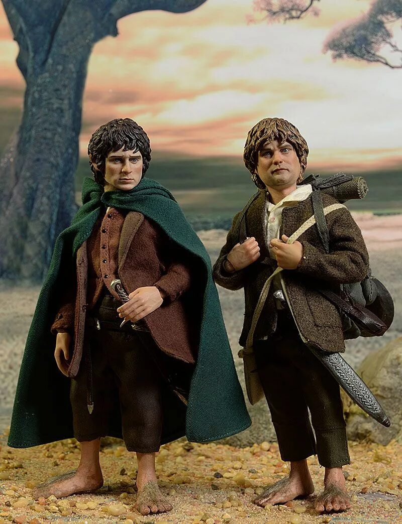 Какого роста хоббиты. Фродо Бэггинс и Сэм. Хоббит Фродо. Бильбо и Фродо Бэггинсы. Хоббиты Фродо и Сэм.