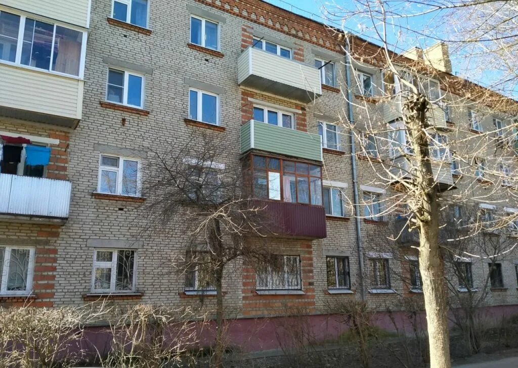 Продажа квартир ул горького. Горького 14 Серпухов. Горького 6 Серпухов. Улица Горького Серпухов. Г Серпухов ул Горького д 21/2.