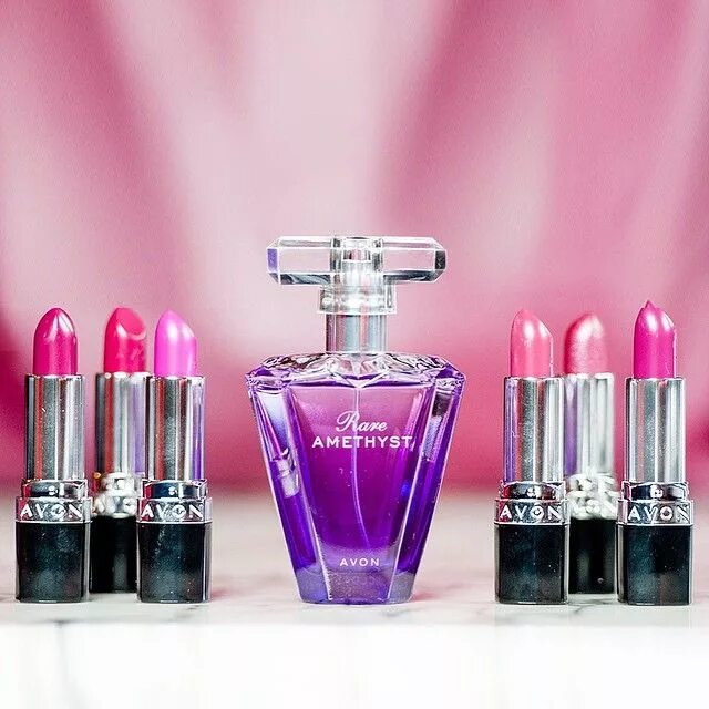 Avon s. Avon Amethyst. Avon telefon духи. Духи Avon черно розовые. Avon помада аметист фото.