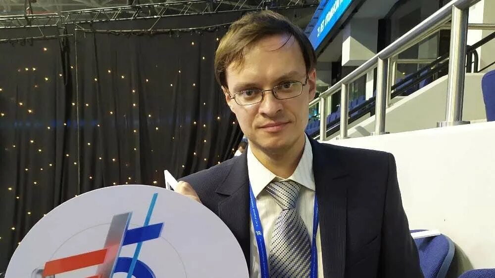 Политик аналитик. Политология аналитика. Политология аналитика. Политология аналитика. Политолог профессия.