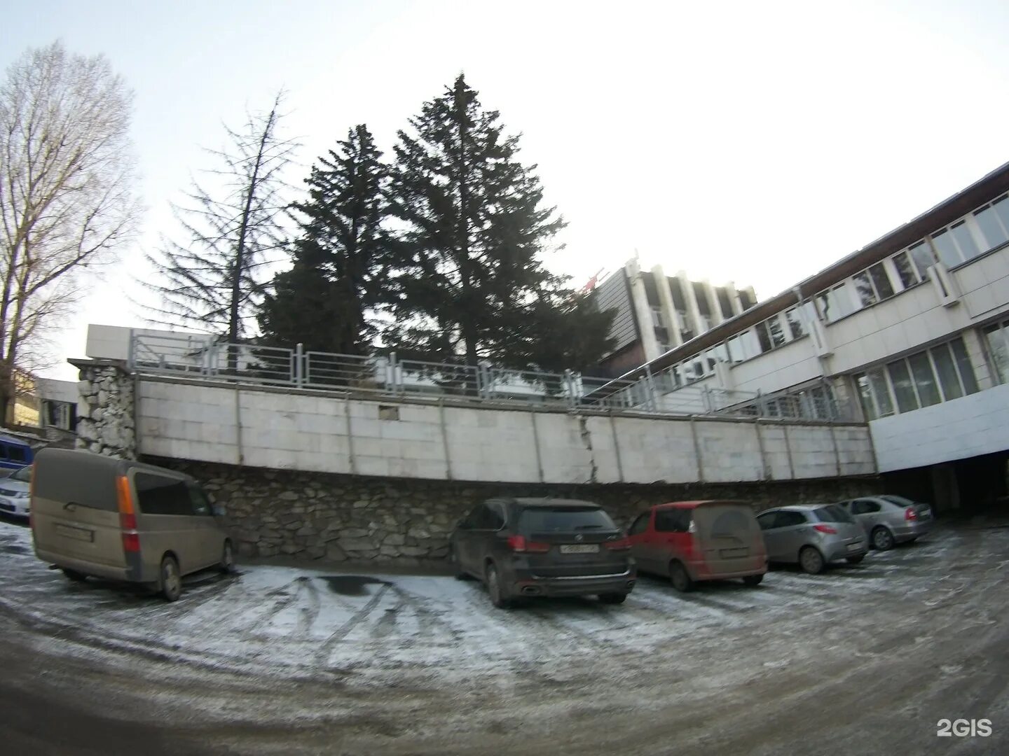 дзержинского 40 иркутск цветной парк. газон экспресс. улица декабрьских событий в иркутске. кинотеатр звёздный иркутск. событие 102.