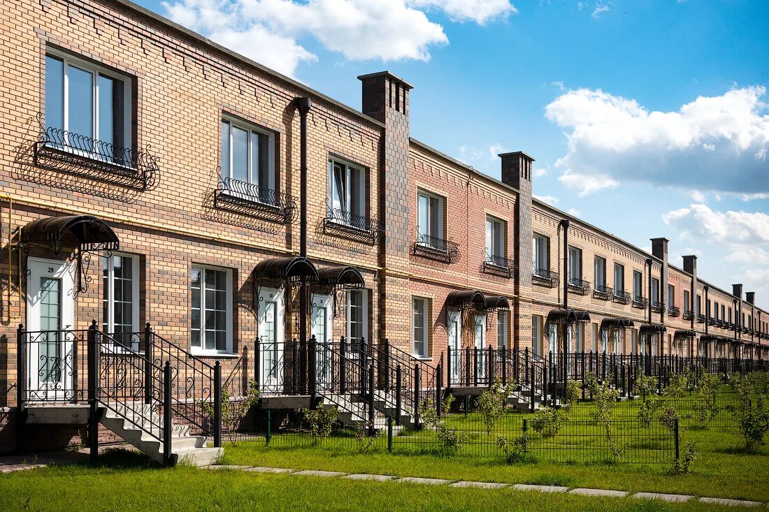 таунхаусы березки элитный. таунхаусы березки элитный. элитный поселок березки. берёзки элитный коттеджный посёлок. таунхаусы березки элитный.