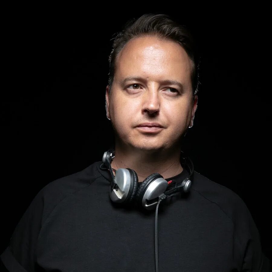 Vega youtube. вега doom хуманизация. Amd vega 3. Amd radeon vega graphics logo. Vega youtube.