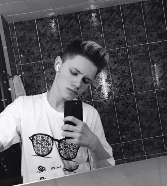 Kirill felix. Kirill felix