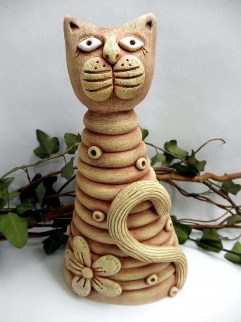 Поделки из глины. Поделки из глины для детей. Необычные глиняные изделия. Поделки из глины. Оригинальные изделия из глины.