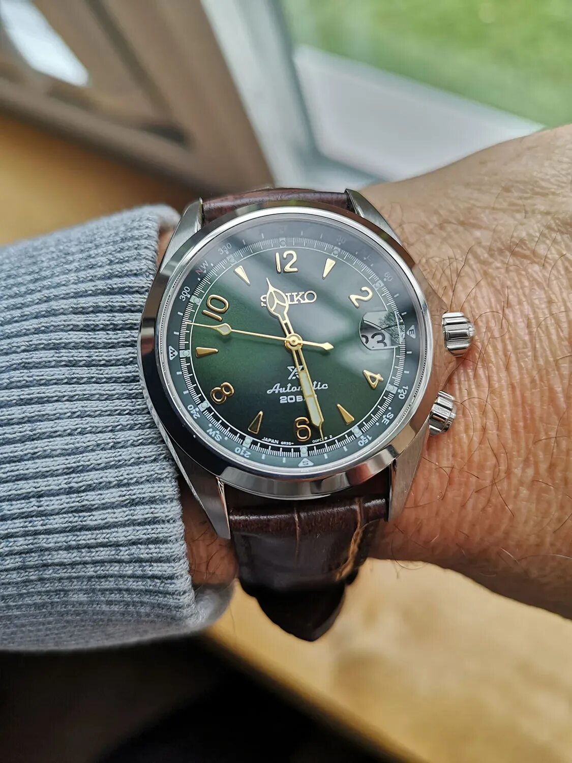 Сейко альпинист купить. Часы Сейко альпинист 2020. Seiko spb121j1. Seiko Alpinist spb121j1 Prospex. Seiko Alpinist sarb017.